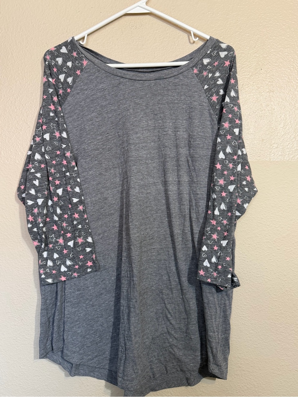 Torrid Classic Fit Gray Heathered Triblend Tee Size 2 / 2X
